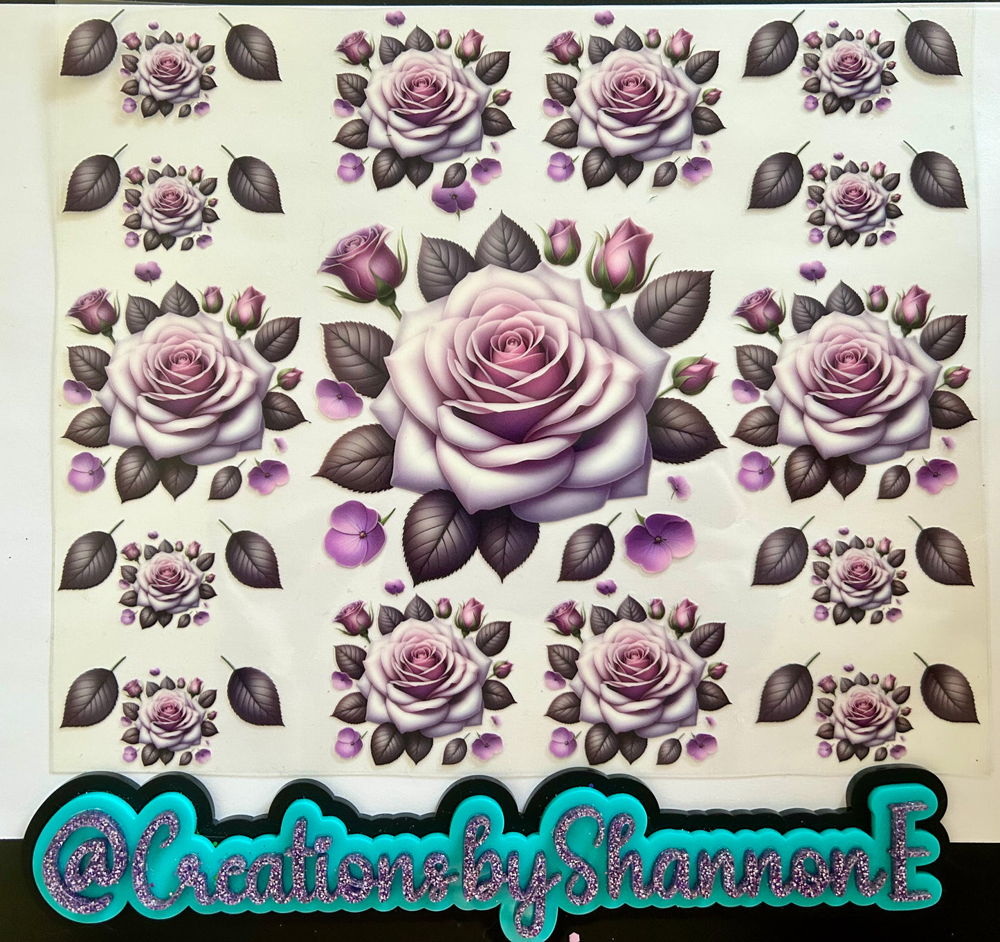 Purple roses 20oz